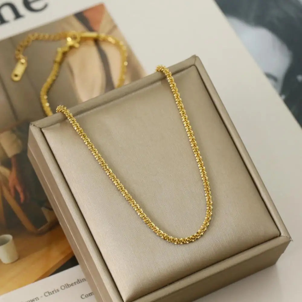 Anne Necklace