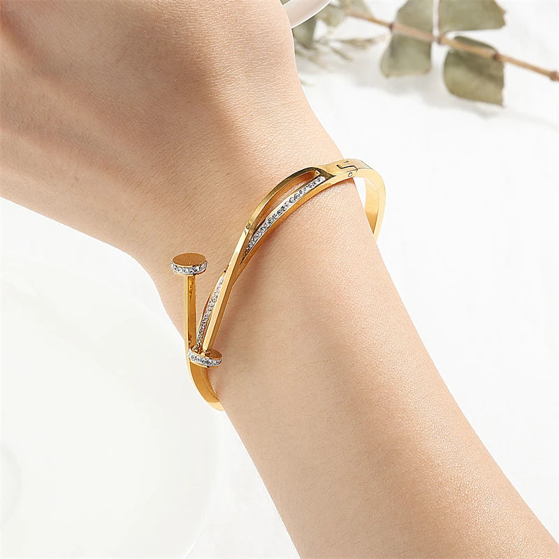 nail head bracelet