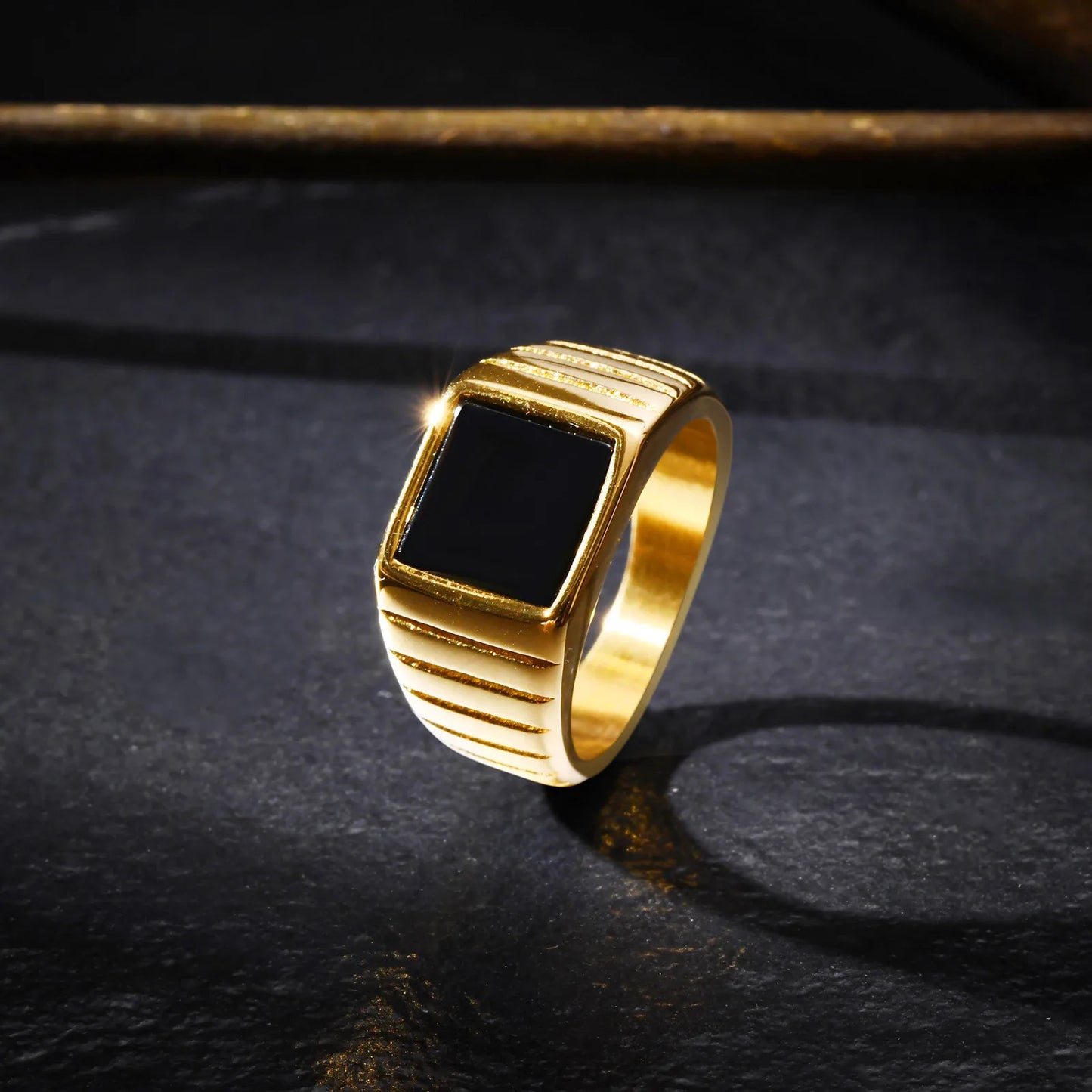 Noir Ring, Gold-Plated