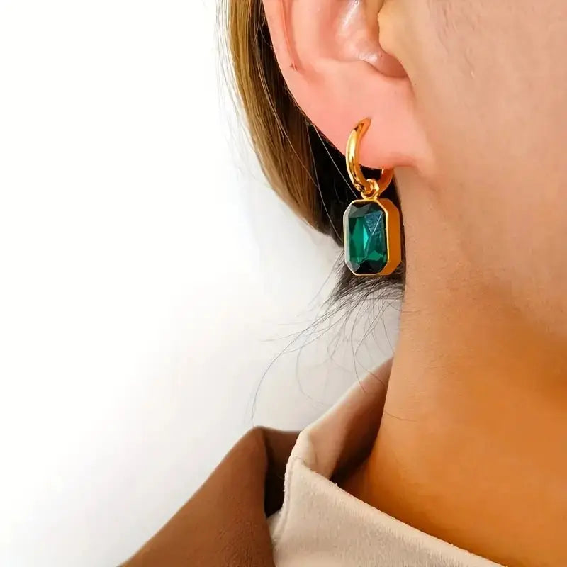 Zirconia Green Earring