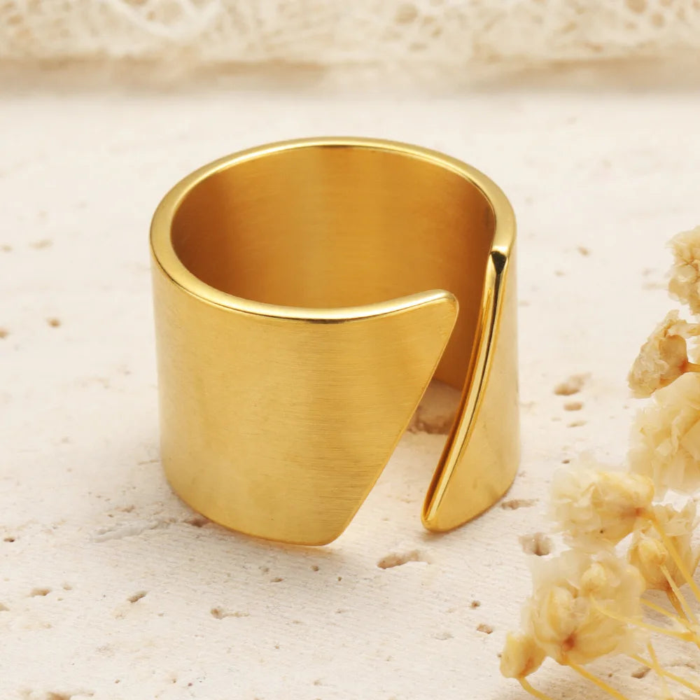 Geometric Ring