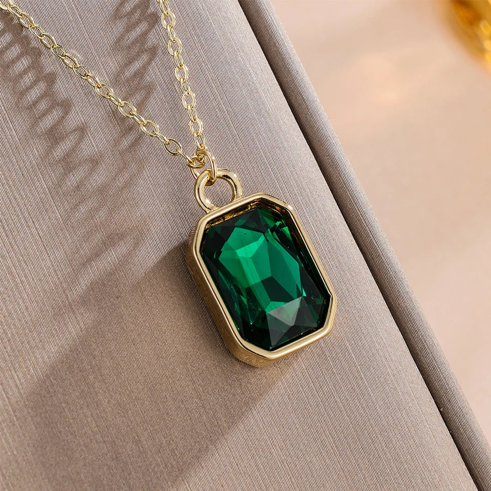 Zirconia Green Earring