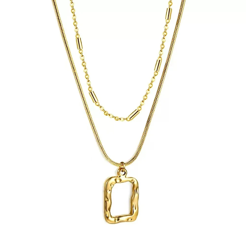Frame Necklace