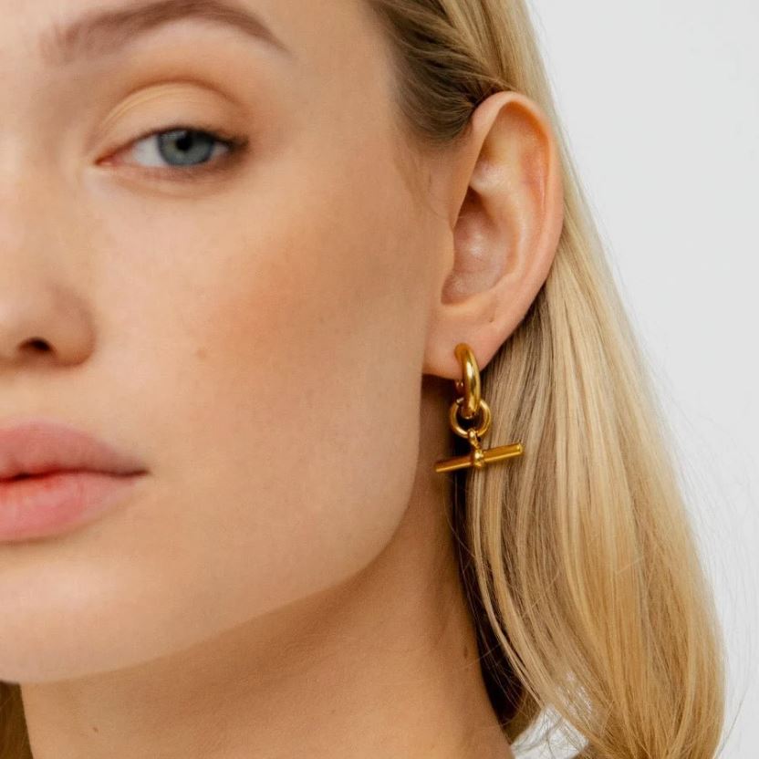 bar t Earring
