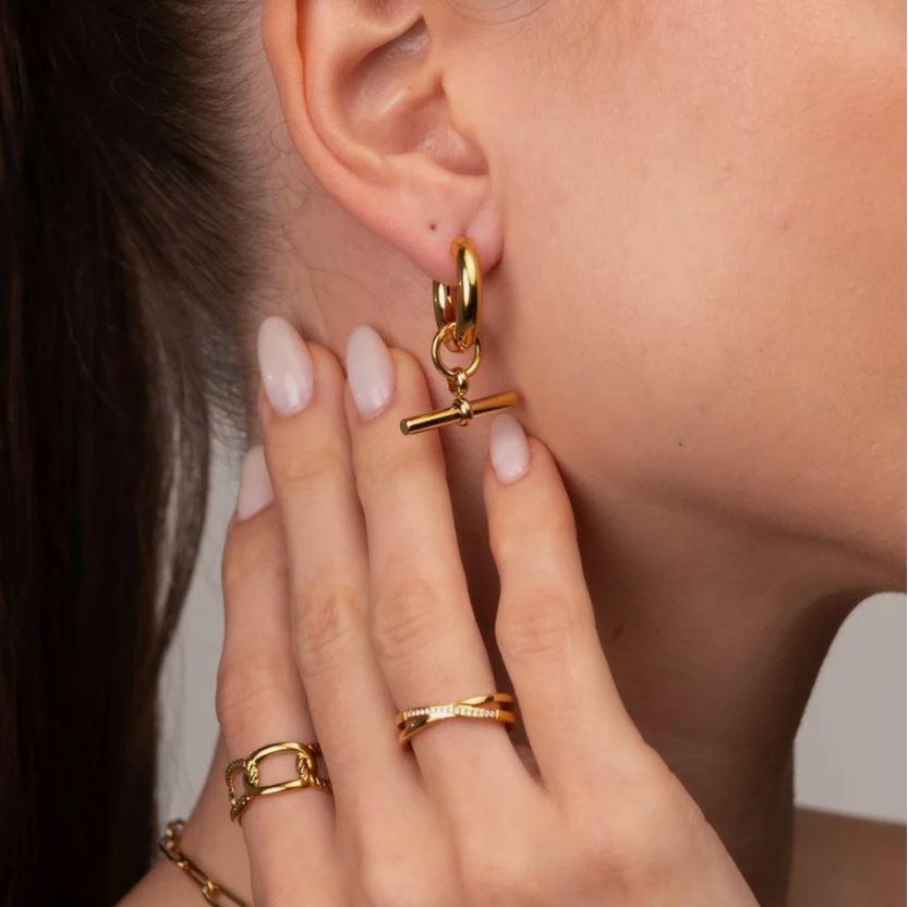 bar t Earring