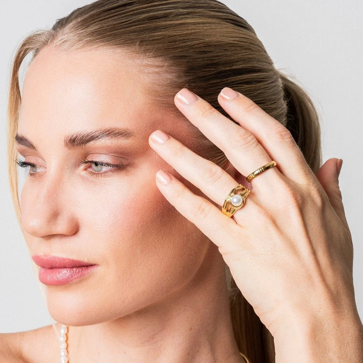 Solitaire Pearl Ring, 18K Gold-Plated