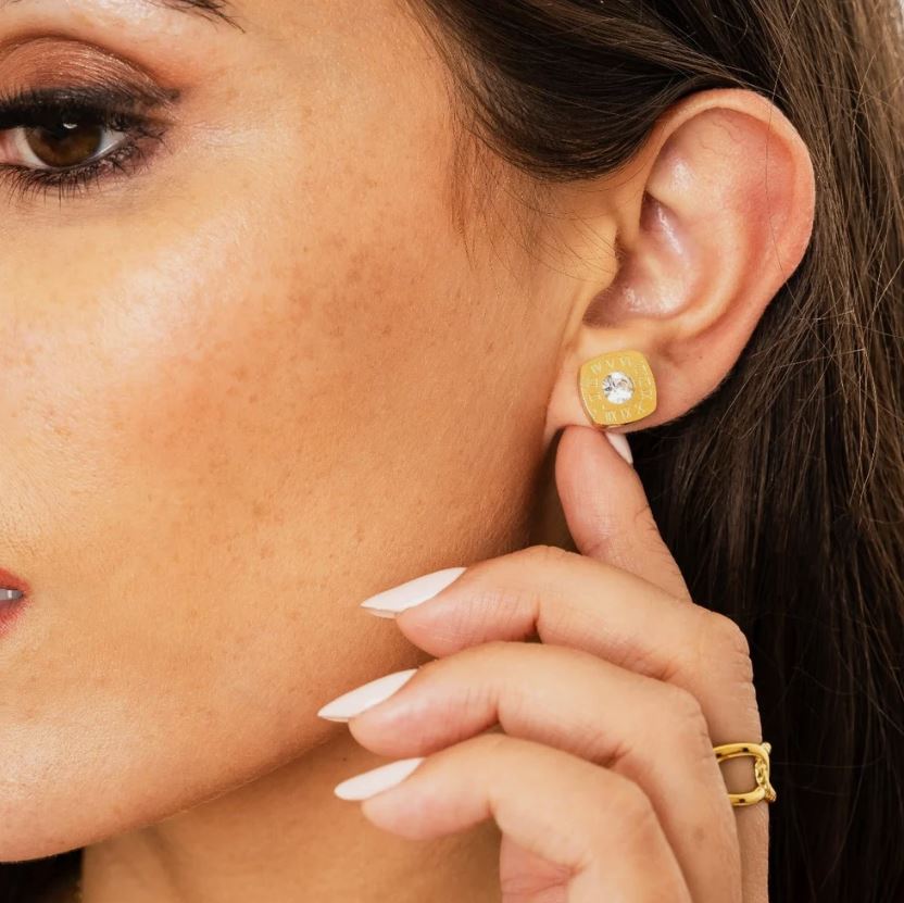 delicate roman Earring