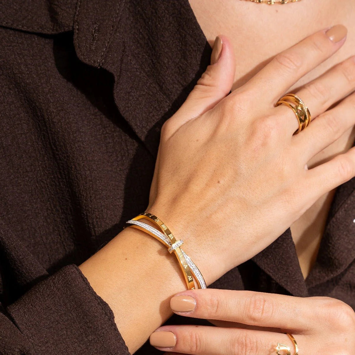 Roman Bracelet 18K Gold Plated