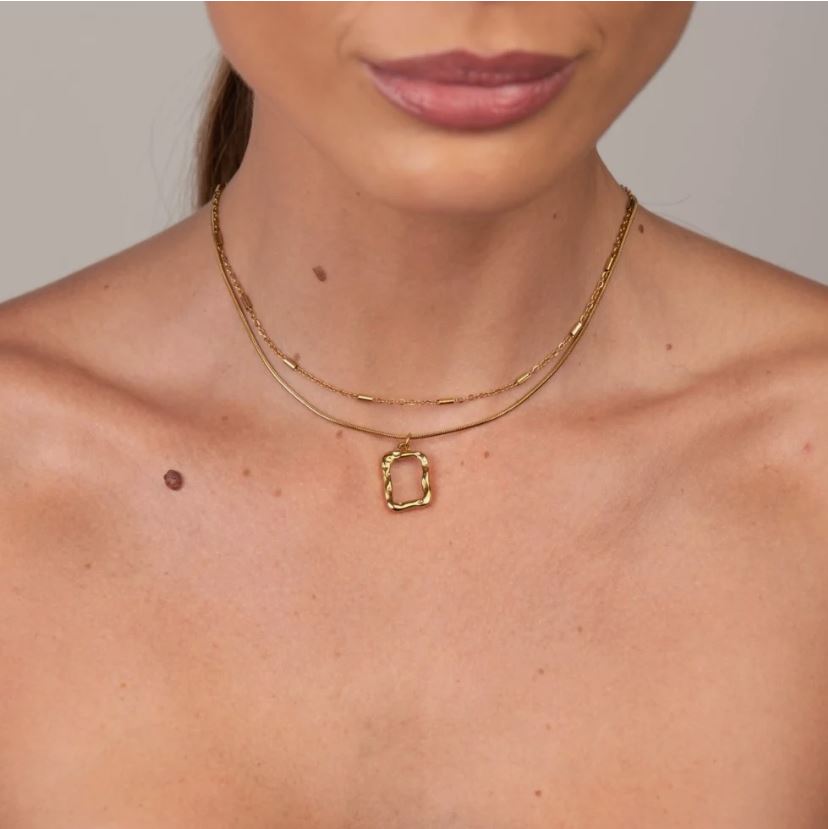 Frame Necklace