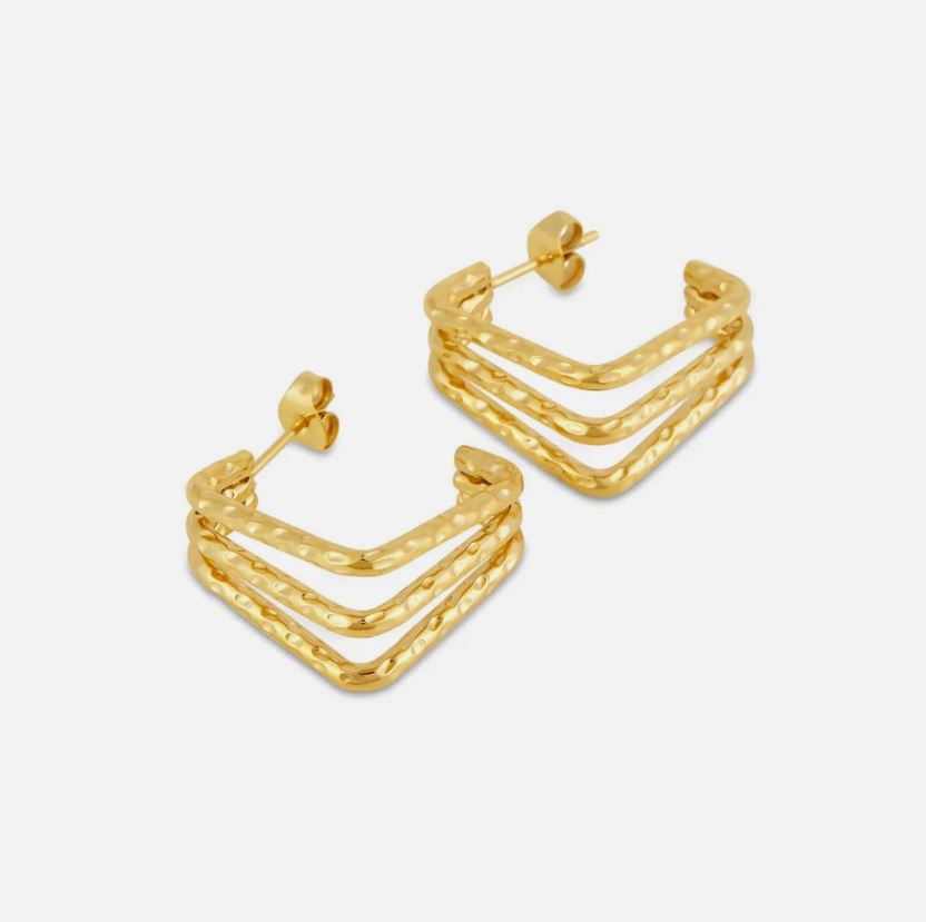 tri rustic Earrings