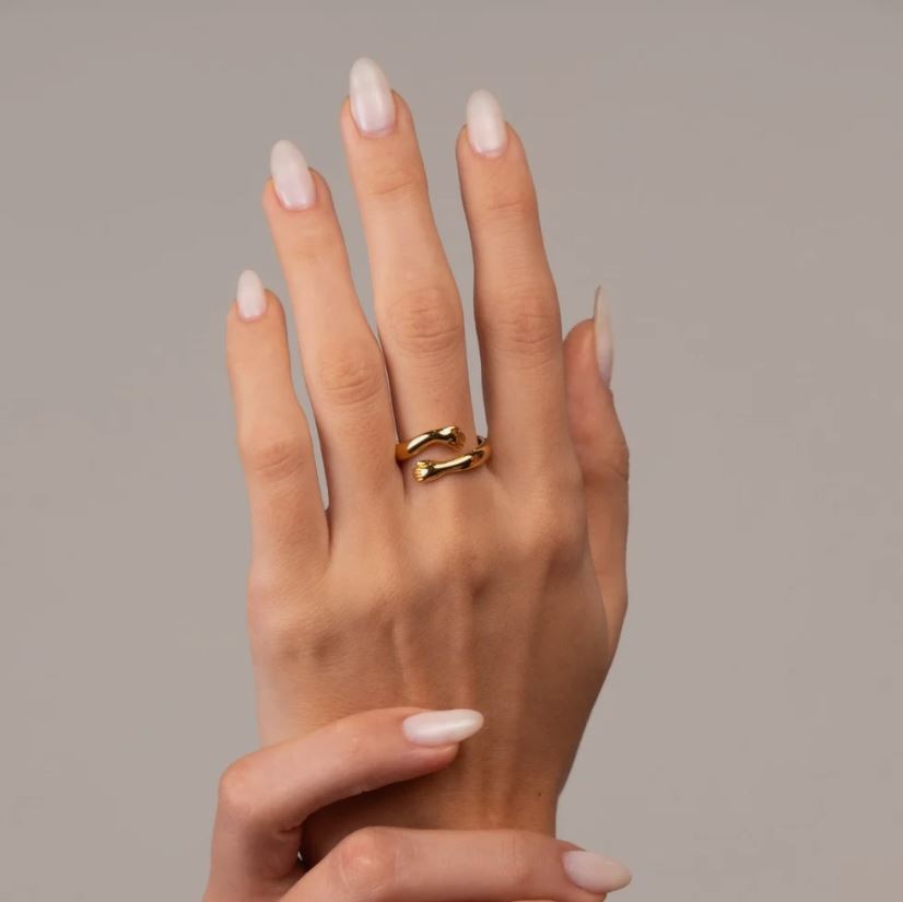 Hug Ring